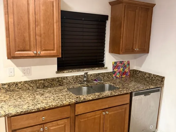 502 W 9th St, Lehigh Acres, FL 33972