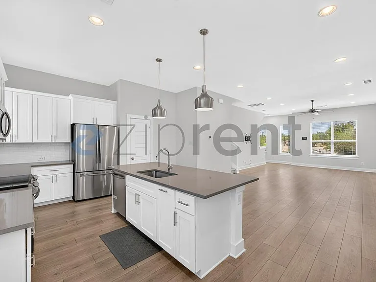 2802 Addison Park Ln — Photo 18