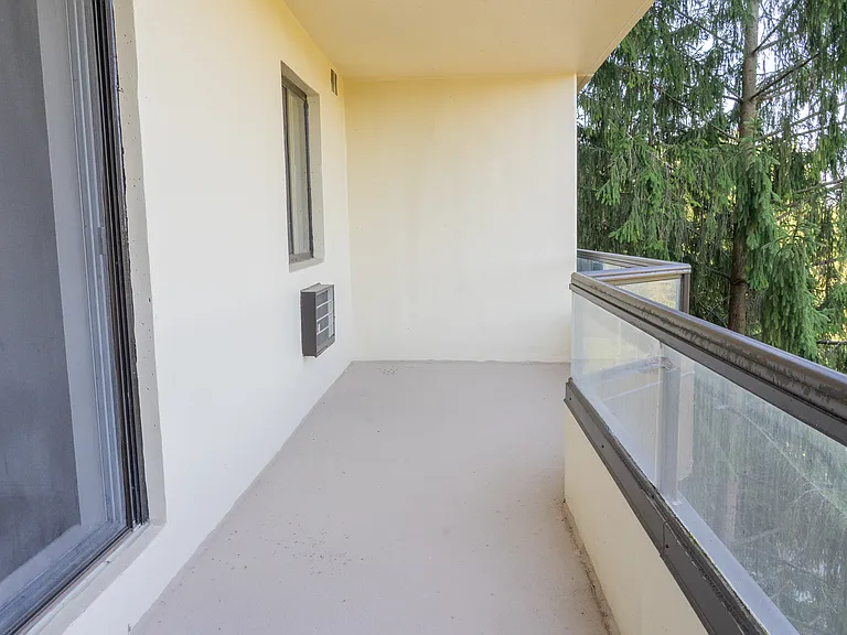 655 Windermere Rd — Photo 51