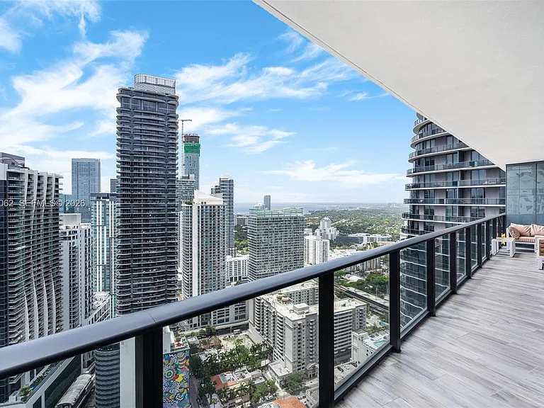 801 S Miami Ave #4302 — Photo 1