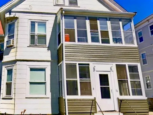 10 Underwood Park, Waltham, MA 02453