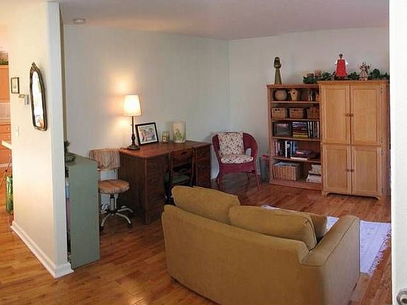 3rd image of 8311 NE 38th Ct