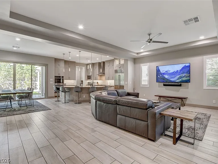 11854 Albissola Ave — Photo 4