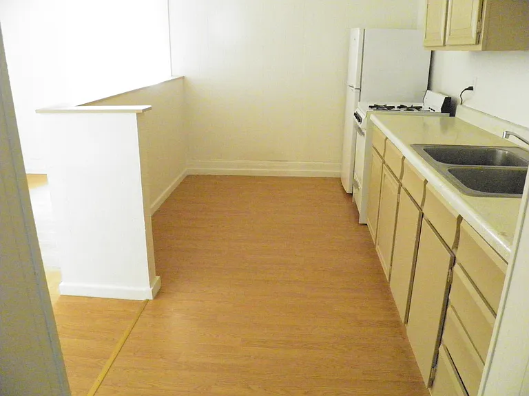 1304 W Kiowa St #2 — Photo 8