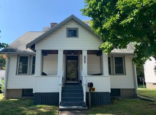 141 Plymouth St, East Bridgewater, MA 02333