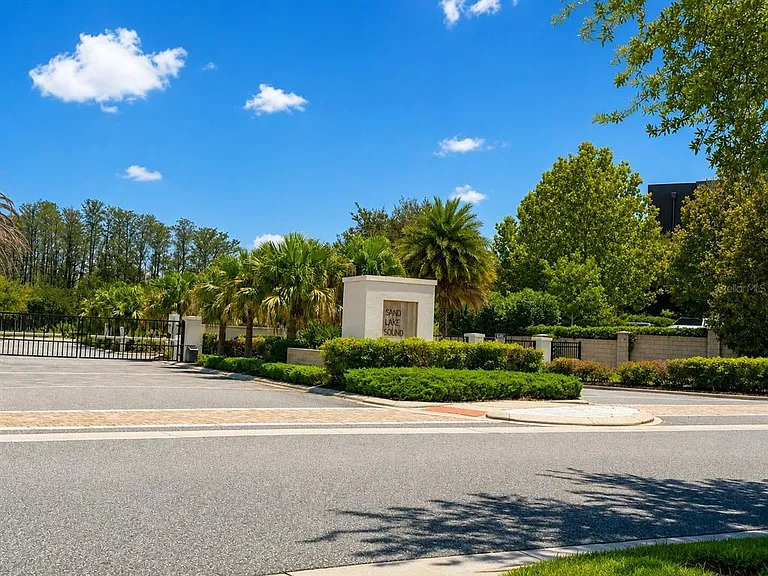 7248 Carrickbend Ln — Photo 24