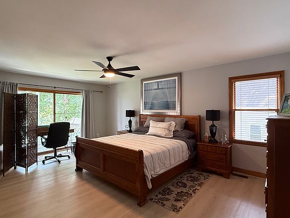 5th image of 16318 Stinson Cove Rd