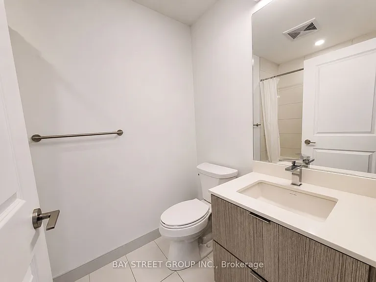 395 Bloor St E #4503 — Photo 10