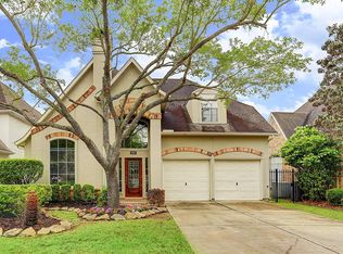 2915 Old Masters Dr, Sugar Land, TX 77479