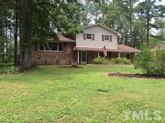 2nd image of 234 Argonne Dr
