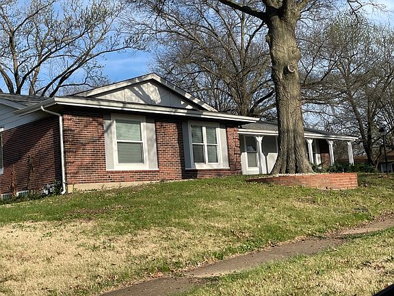 3rd image of 11720 Sheffield Dr