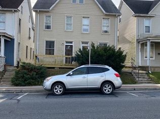 688 Market St, Lemoyne, PA 17043