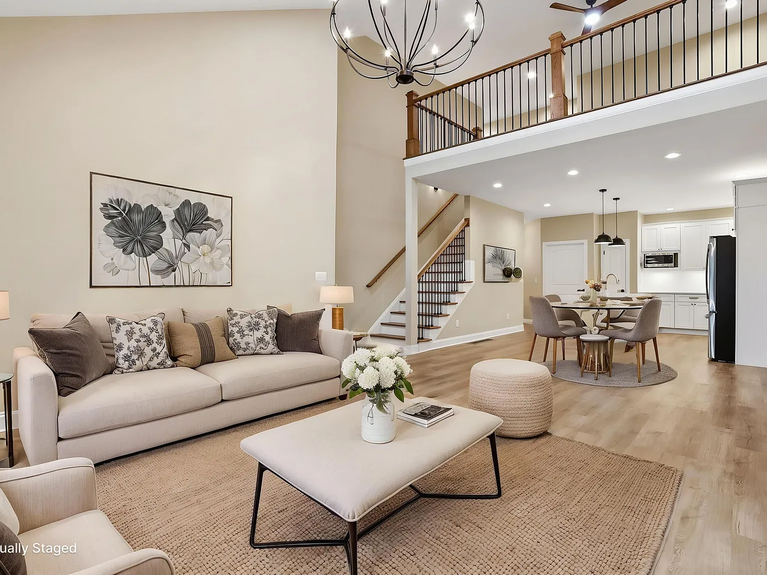 4 bed, 2.5 bath, 3400 sqft, $2,400 — Photo 4