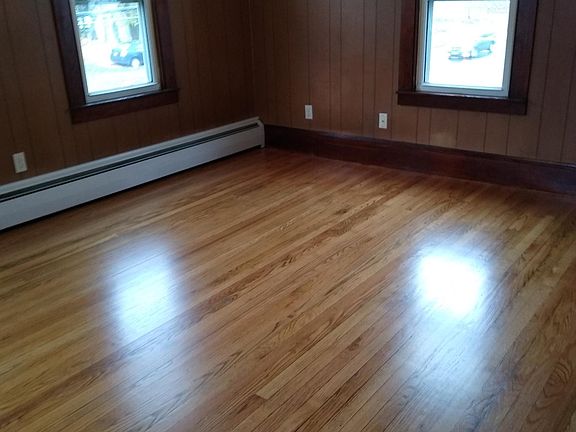 2nd image of 275 Main St #2