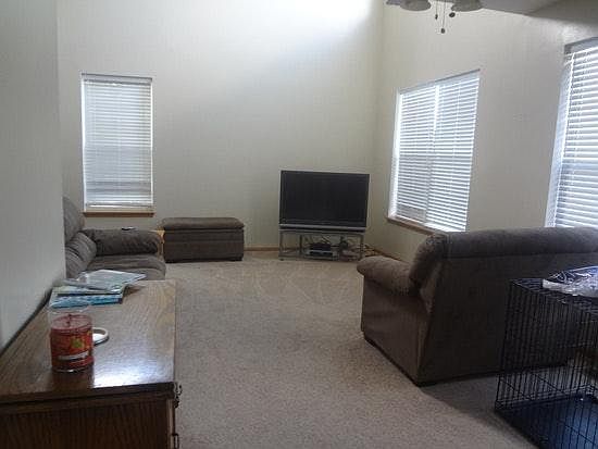 Living room 32