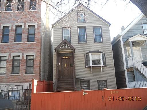 1st image of 3037 N Sheffield Ave