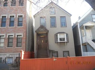 3037 N Sheffield Ave, Chicago, IL 60657