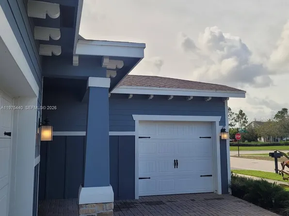 1200 Sterling Pine Pl, Loxahatchee, FL 33470
