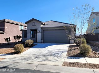 7837 S Land Grant Dr, Tucson, AZ 85747