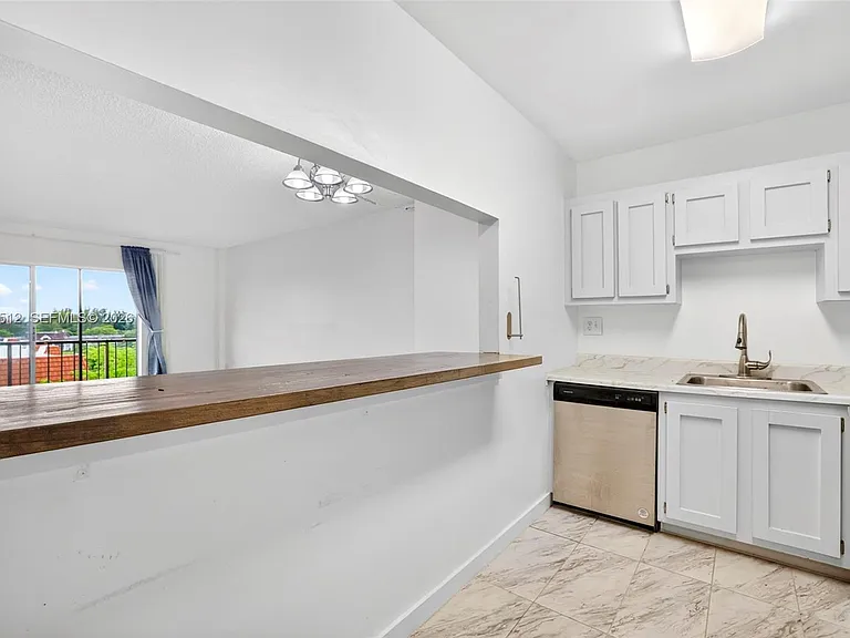 4174 Inverrary Dr #706 — Photo 9