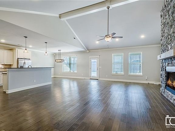 3rd image of 1103 Vista Bell Dr
