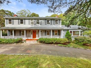 8 Ferry Ln E, Westport, CT 06880