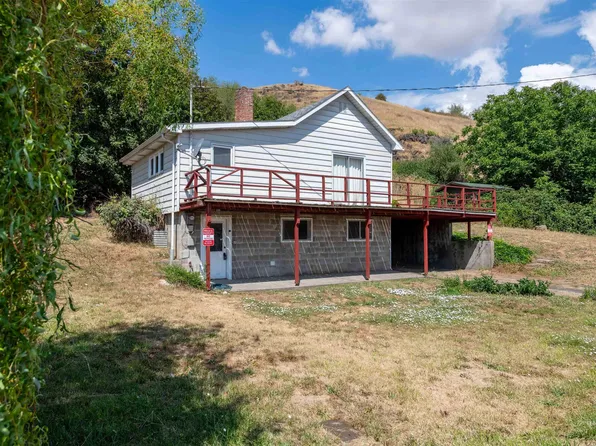 1102 Thunder Hill Rd, Lapwai, ID 83540