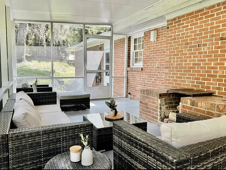 1201 Domingo Dr — Photo 12