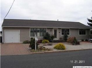 65 Blue Heron Dr S, Toms River, NJ 08753