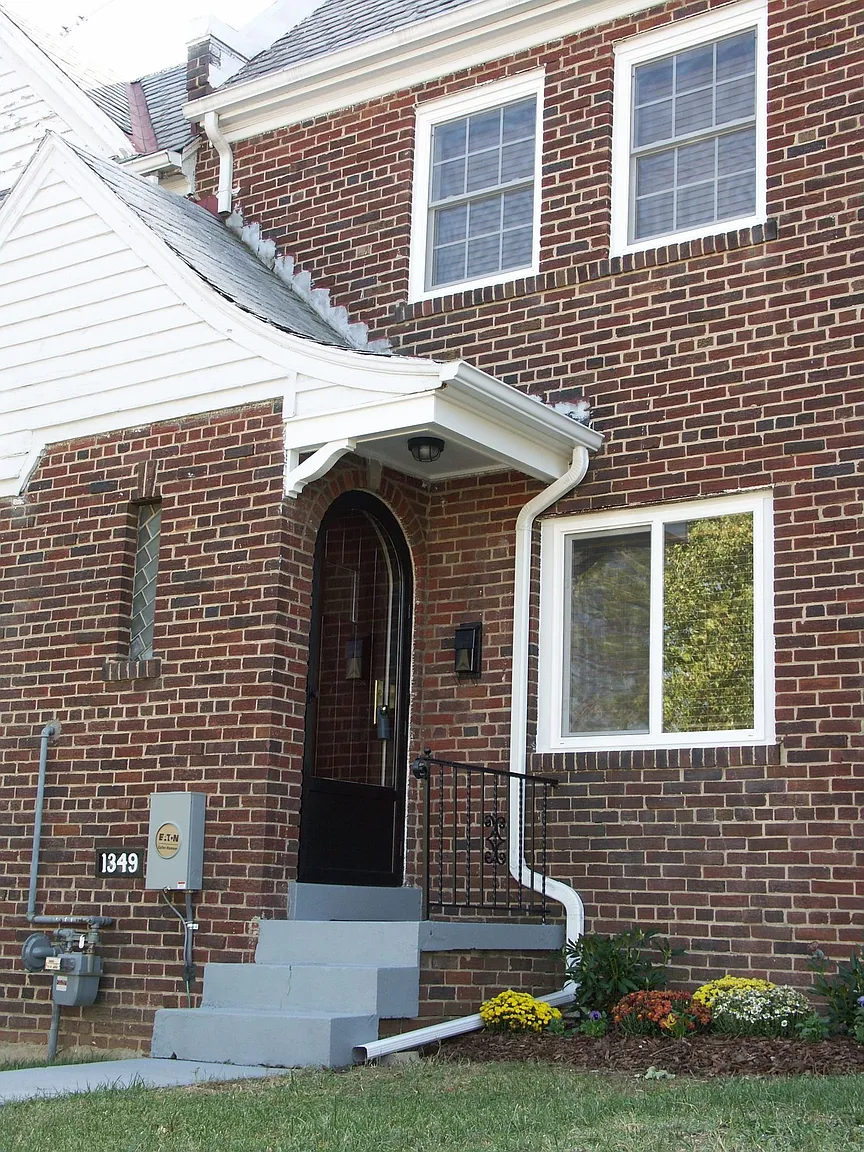 1349 Childress St NE photo 1