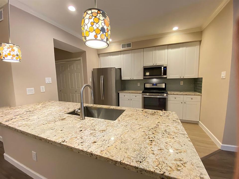 1st image of 12625 Memorial Dr APT 16