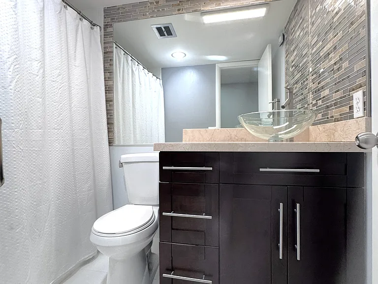 2311 S Cypress Bend Dr — Photo 13