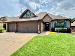 3201 Wakefield Rd, Edmond, OK 73034