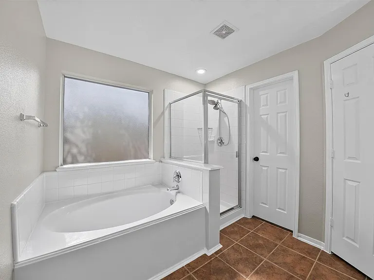 15506 Fir Woods Ln — Photo 21