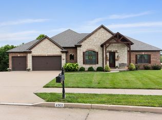 4901 Steeplechase Dr, Columbia, MO 65203