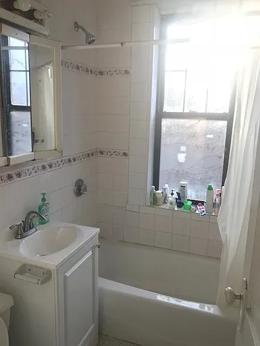 56 Queensberry St #11 Photo 1