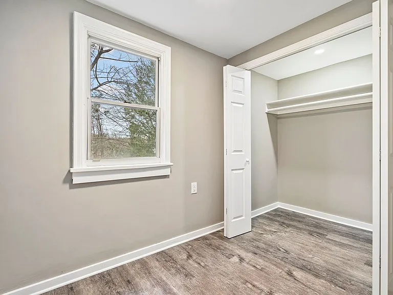 2215 Lehigh St — Photo 17