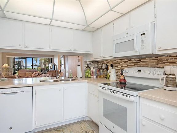 4th image of 6218 Palma Del Mar Blvd S APT 116