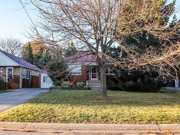3rd image of 172 Phyllis Ave