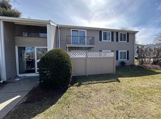 2 Village Way APT 7, Natick, MA 01760