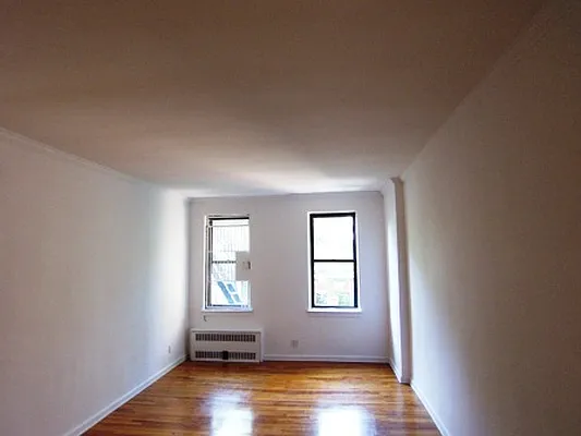 Rented by Friedman Roth Realty | media 25