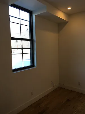 Rented by P Management | media 38