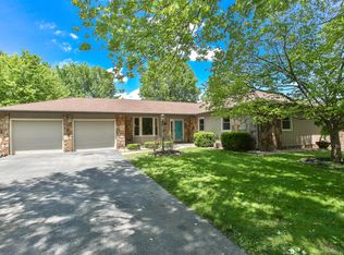 2105 W Murray Dr, Springfield, MO 65810