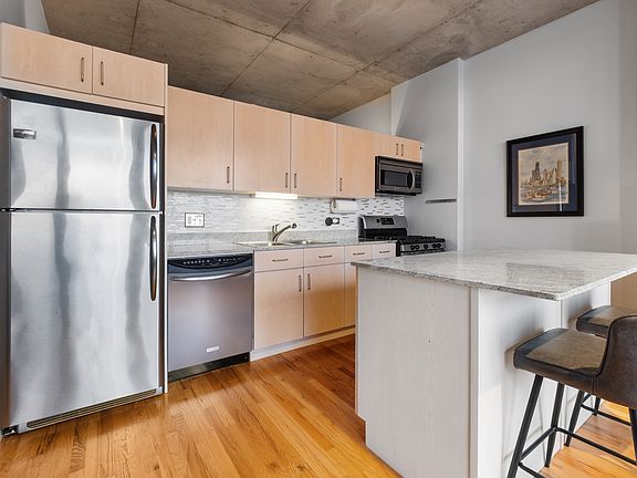 4th image of 1720 S Michigan Ave APT 3114