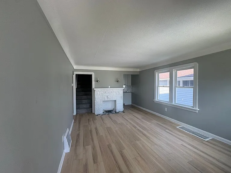 6307 Westlake Ave — Photo 2