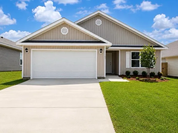107 Dockside Rd, Freeport, FL 32439