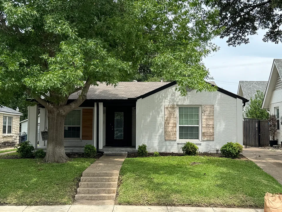 3253 Cockrell Ave