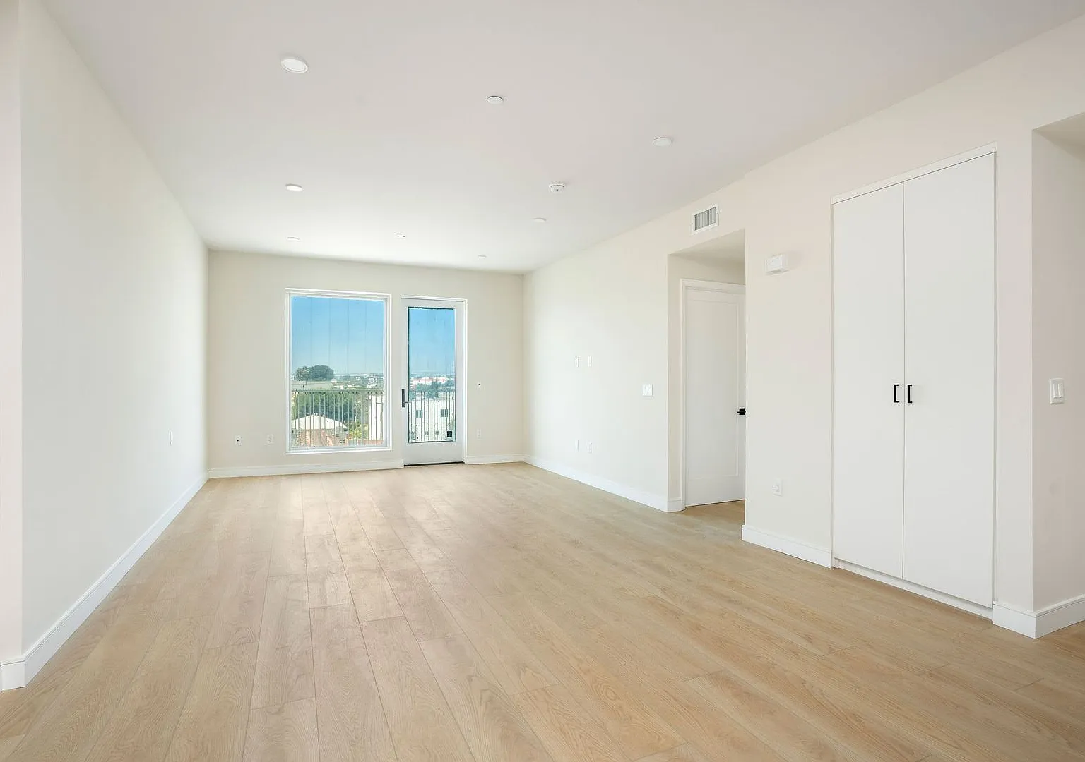 2 bed, 2.5 bath, 1148 sqft, $3,445 — Photo 1