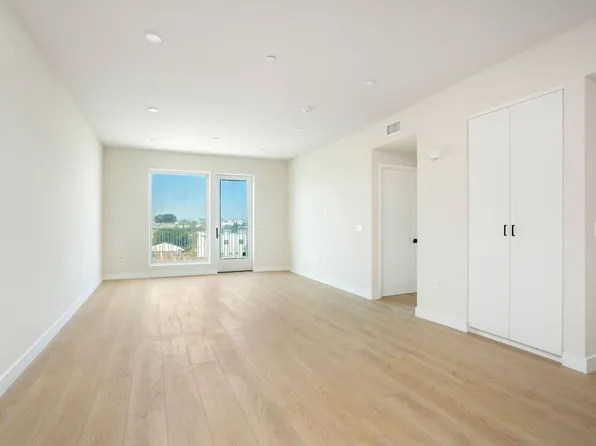 5321 Cartwright Ave #Y103, North Hollywood, CA 91601