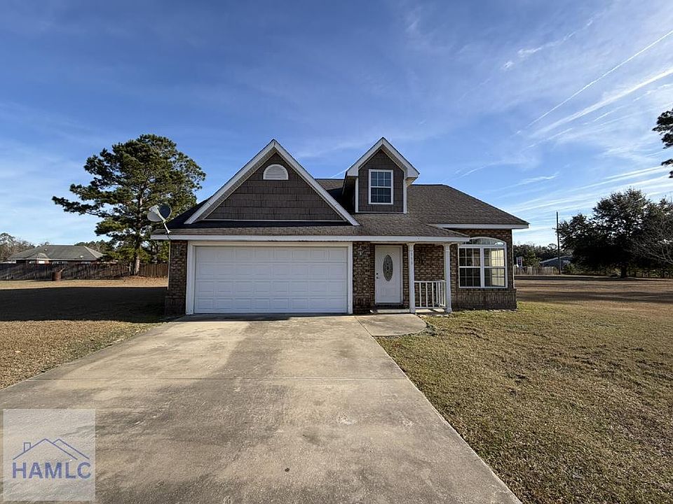 1st image of 119 Thornbush Ct NE